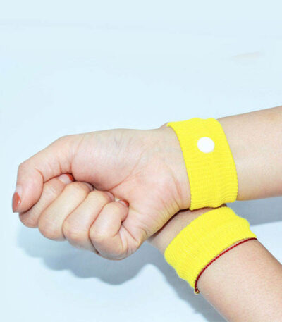 Anti-Nausea Motion Sickness Relief Wristband (Pair) from The Crazy Store – Stylish and comfortable travel wristband